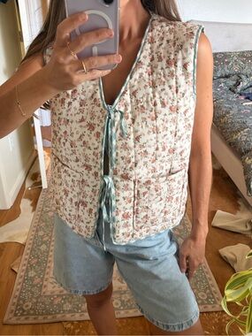 Quilted Floral puffer Vest Cottage Core Granny Gingham